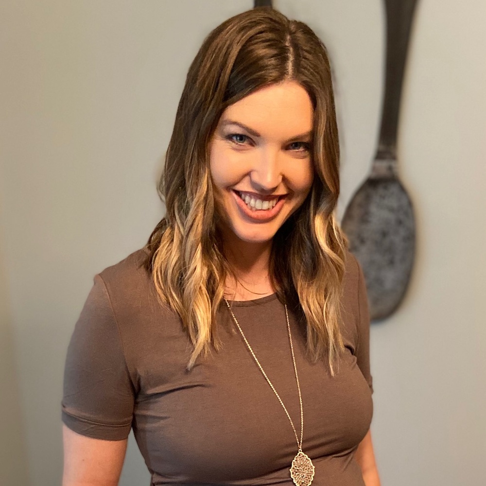 Meet your Posher, Leah